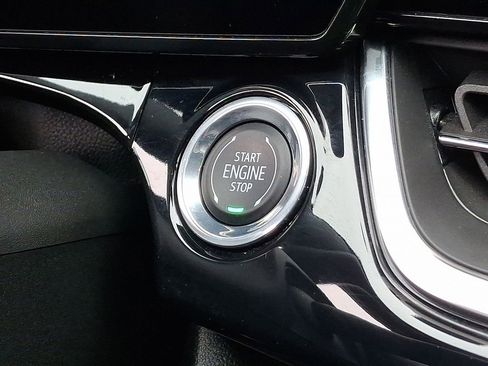 Used 2024 Chevrolet Trax RS w/ Driver Confidence Package image 28