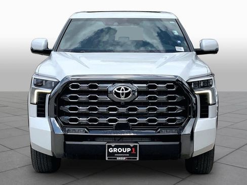 Used 2025 Toyota Tundra Platinum AWD/4WD image 4