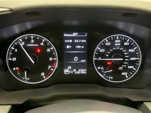 Used 2025 Subaru Crosstrek 2.0i Premium AWD/4WD image 13