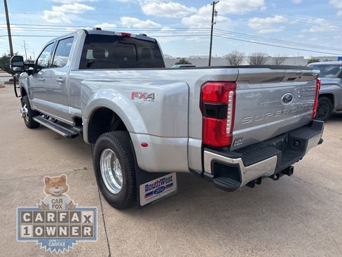Used 2024 Ford F350 Lariat w/ FX4 Off-Road Package image 5