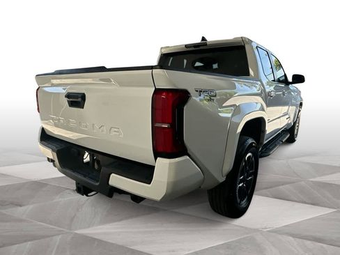 Used 2024 Toyota Tacoma TRD Sport RWD image 8