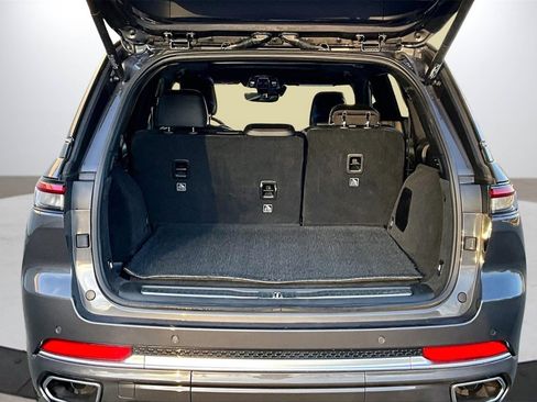 Certified 2025 Jeep Grand Cherokee Summit image 26