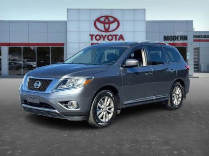 Used 2015 Nissan Pathfinder SL