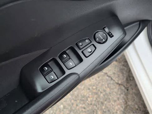 Used 2019 Hyundai Accent SE image 20