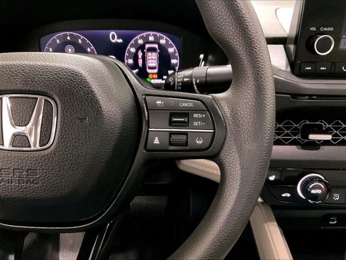 Used 2023 Honda Accord EX image 24