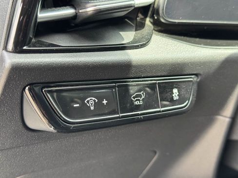 Used 2023 Kia Niro Wind FWD image 28