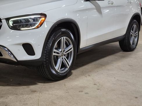 Used 2021 Mercedes-Benz GLC 300 SUV image 17