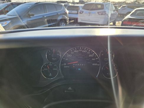 Used 2017 GMC Savana 2500 G2500 Cargo image 8