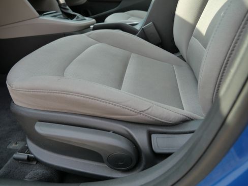 Used 2018 Hyundai Elantra Value Edition FWD image 20