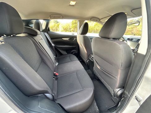 Used 2018 Nissan Rogue Sport S w/ S Appearance Package image 15