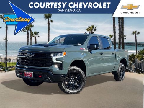 Used 2025 Chevrolet Silverado 1500 LT Trail Boss w/ LT Trail Boss Premium Package image 1