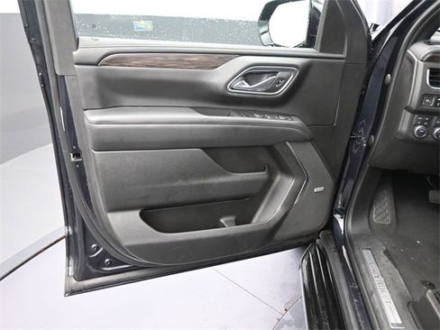 Used 2023 Chevrolet Tahoe LT image 17