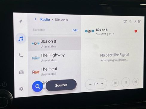 Used 2024 Toyota RAV4 XLE image 25