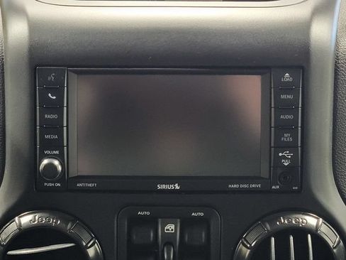 Used 2017 Jeep Wrangler Unlimited Rubicon AWD/4WD image 20