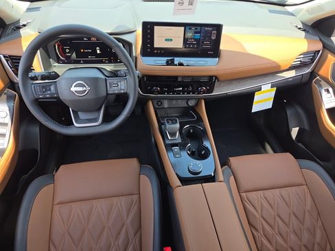 New 2026 Nissan Rogue Platinum AWD/4WD image 6
