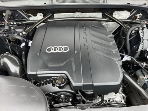 Used 2024 Audi Q5 2.0T Premium Plus AWD/4WD image 33
