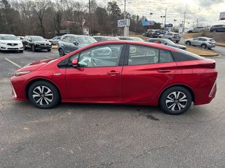 Used 2019 Toyota Prius Prime Plus video 2
