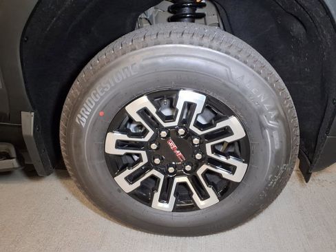 New 2026 GMC Sierra EV Elevation w/ Premium Package image 5