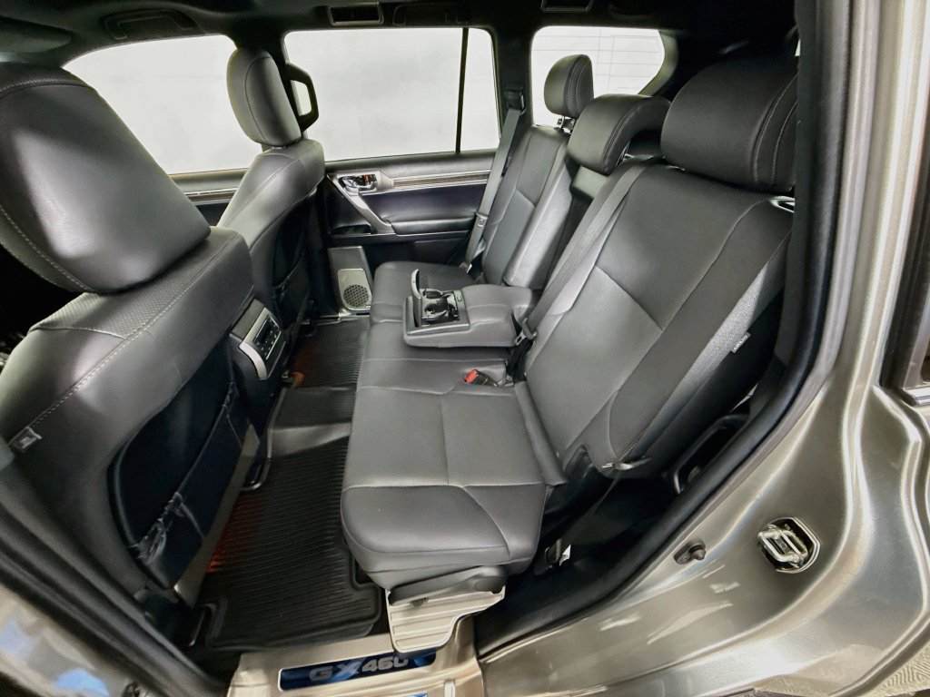 Used 2023 Lexus GX 460 Premium w/ Premium Package AWD/4WD image 26