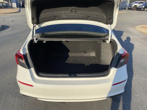 Used 2024 Honda Civic EX image 9