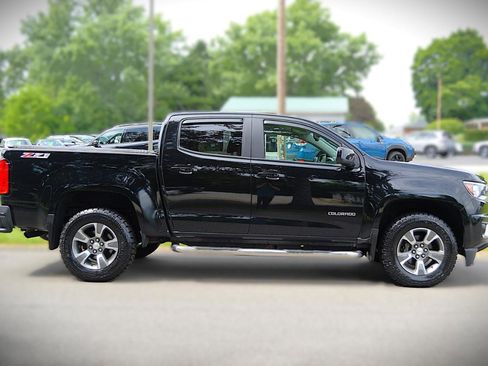 Used 2018 Chevrolet Colorado Z71 AWD/4WD image 4