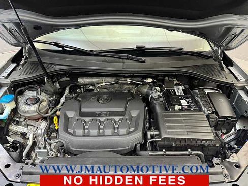 Used 2021 Volkswagen Tiguan SE R-Line image 10