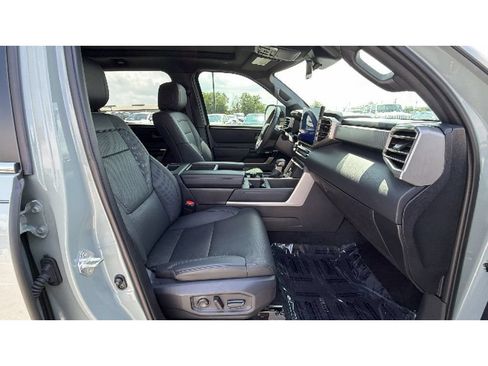 Used 2025 Toyota Tundra Limited w/ Power Package RWD image 44
