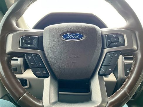 Used 2019 Ford F150 Limited image 11