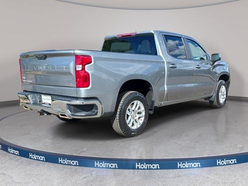 Used 2024 Chevrolet Silverado 1500 LT AWD/4WD image 6