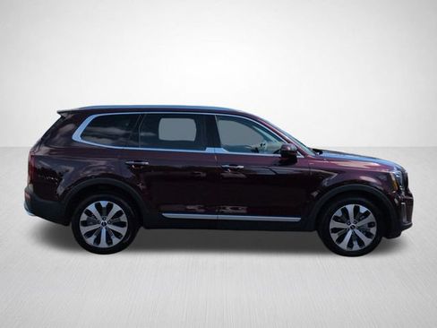 Used 2022 Kia Telluride S FWD image 11