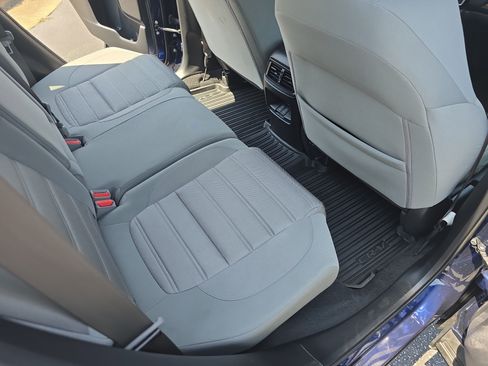Used 2022 Honda CR-V EX image 11