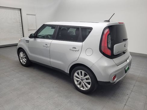 Used 2018 Kia Soul + FWD image 3