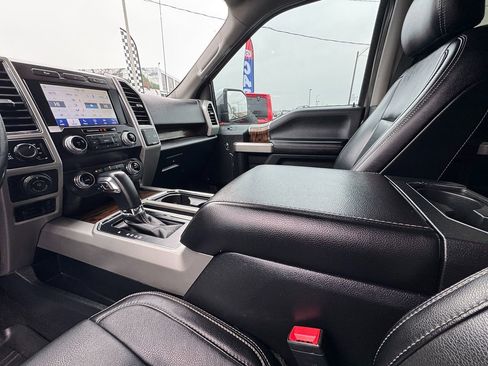 Used 2020 Ford F150 Lariat w/ Equipment Group 502A Luxury image 21