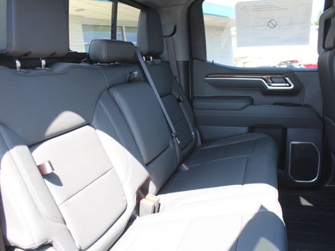 New 2026 Chevrolet Silverado 1500 RST w/ Redline Edition AWD/4WD image 20