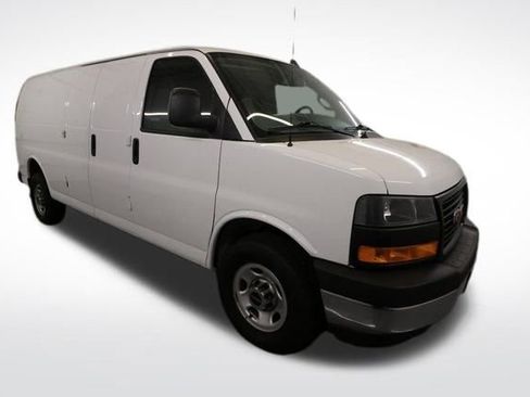 Used 2018 GMC Savana 2500 Extended image 18