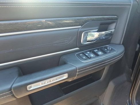 Used 2015 RAM 1500 Limited image 9