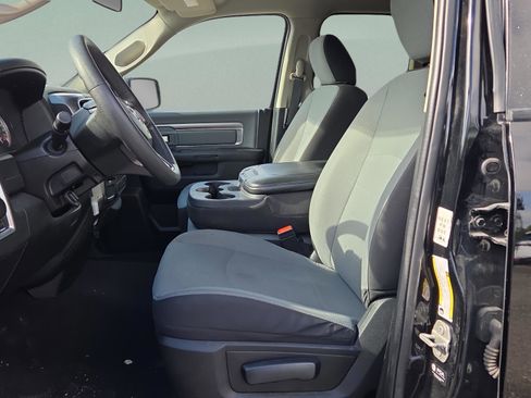 Used 2024 RAM 1500 Classic SLT RWD image 9