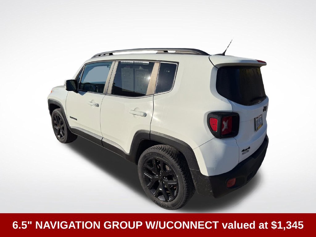 Used 2017 Jeep Renegade Altitude AWD/4WD image 3