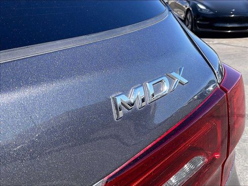 Used 2018 Acura MDX SH-AWD image 11