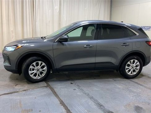 Certified 2023 Ford Escape Active image 6