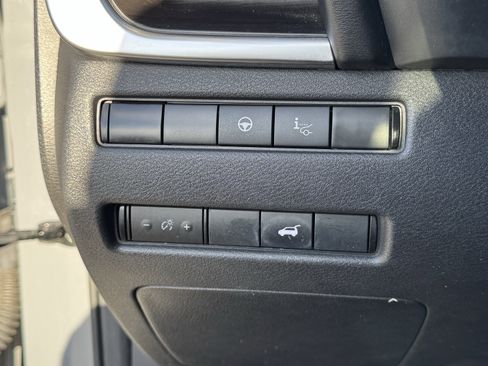 Used 2022 Nissan Rogue Platinum w/ Head-Up Display Package image 29