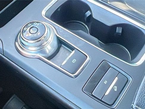 Used 2020 Ford Fusion Energi Titanium image 29