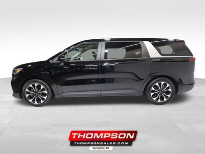 Used 2022 Kia Carnival EX