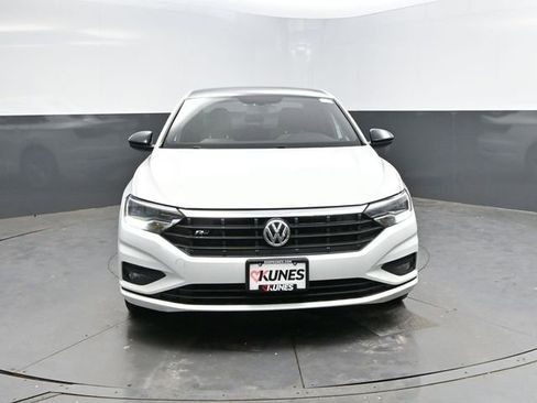 Used 2019 Volkswagen Jetta R-Line image 3