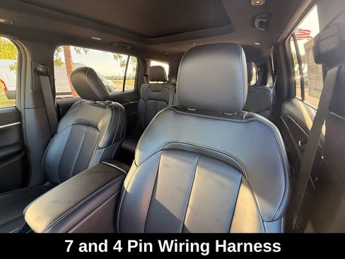 New 2026 Jeep Grand Cherokee L Limited w/ Luxury Tech Group II AWD/4WD image 22