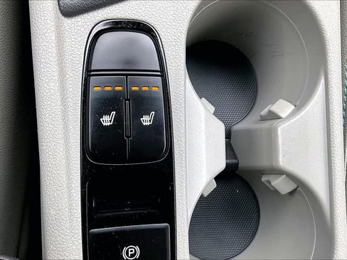 Used 2020 Kia Niro EX FWD image 35