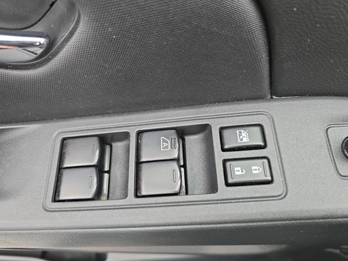 Certified 2022 Nissan Frontier SV w/ Technology Package AWD/4WD image 26