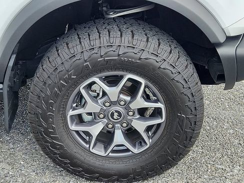 Used 2025 Ford Bronco Badlands AWD/4WD image 8