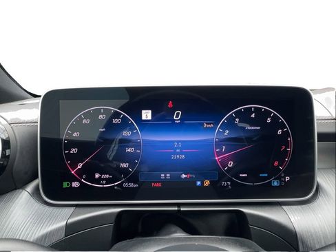 Used 2025 Mercedes-Benz CLE 300 4MATIC Coupe image 35
