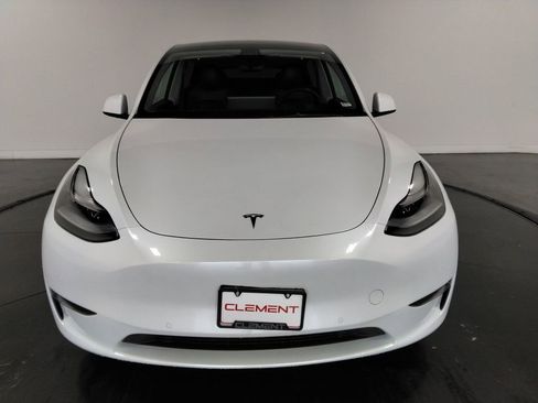 Used 2022 Tesla Model Y Performance image 3